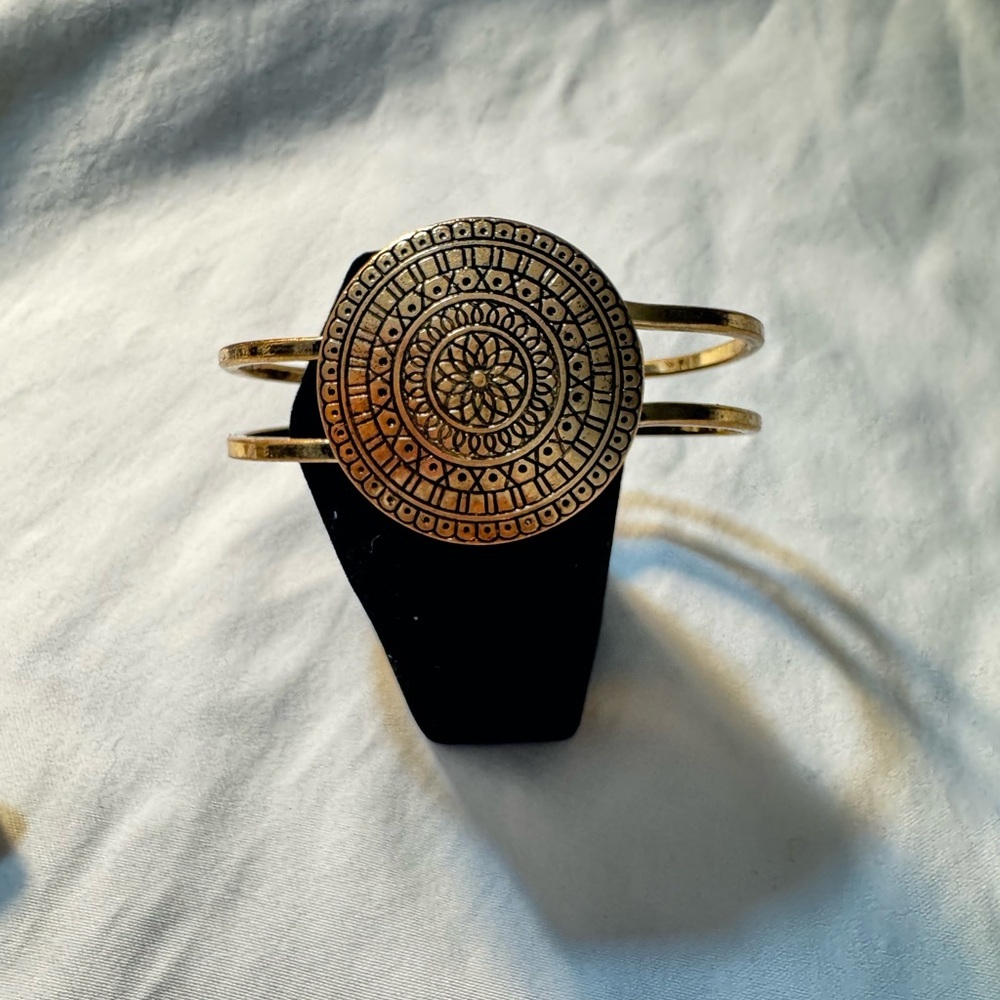 COPY - ANGIE DEPARTMENT STORE BRACELET HANDMADE.